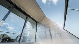 Алюминиевая кровля Система PREFALZ 43 Серый камень P.10 Prefa